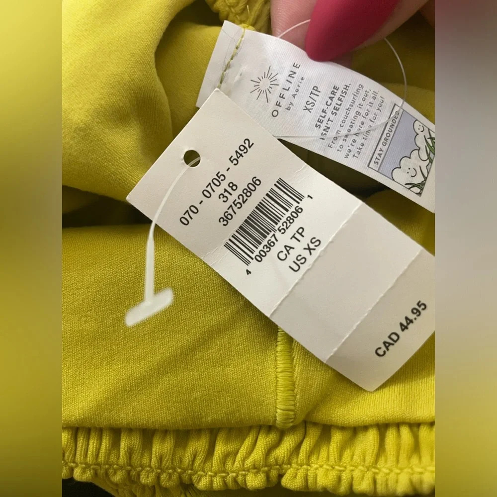 Aerie Offline Real Me Hi-Rise Short Court 4” Biker Short -Chartreuse size XS NWT - Picture 11 of 11
